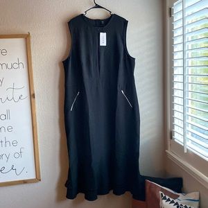 NWT - Beautiful sleeveless black dress